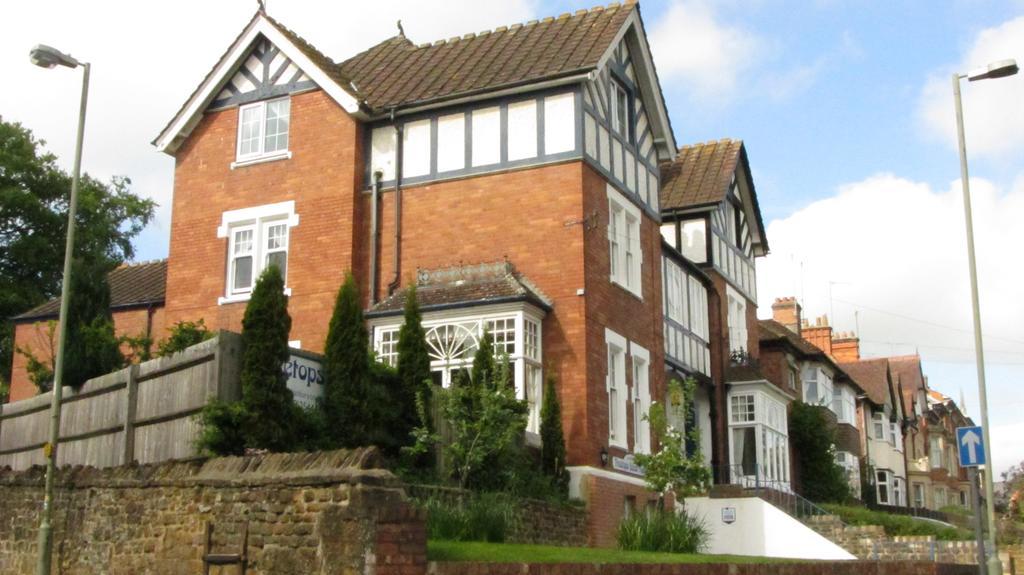 Treetops Guest House Banbury Exterior foto